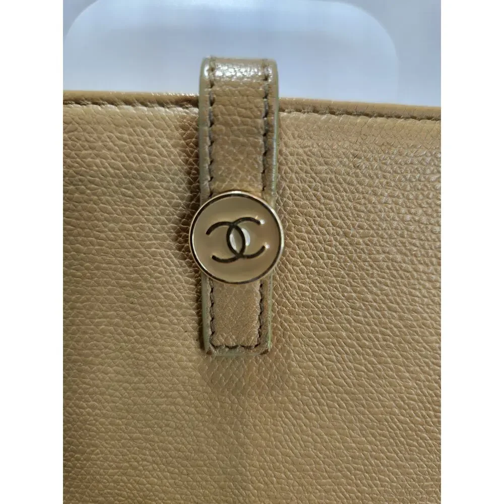 CHANEL good all